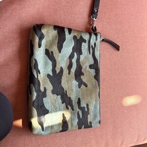 Chicos camo wristlet /clutch